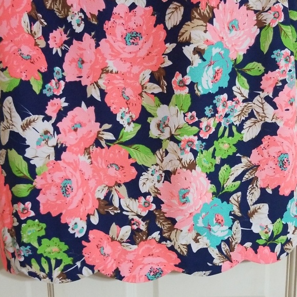 Gorgeous Spring dress - Picture 4 of 4